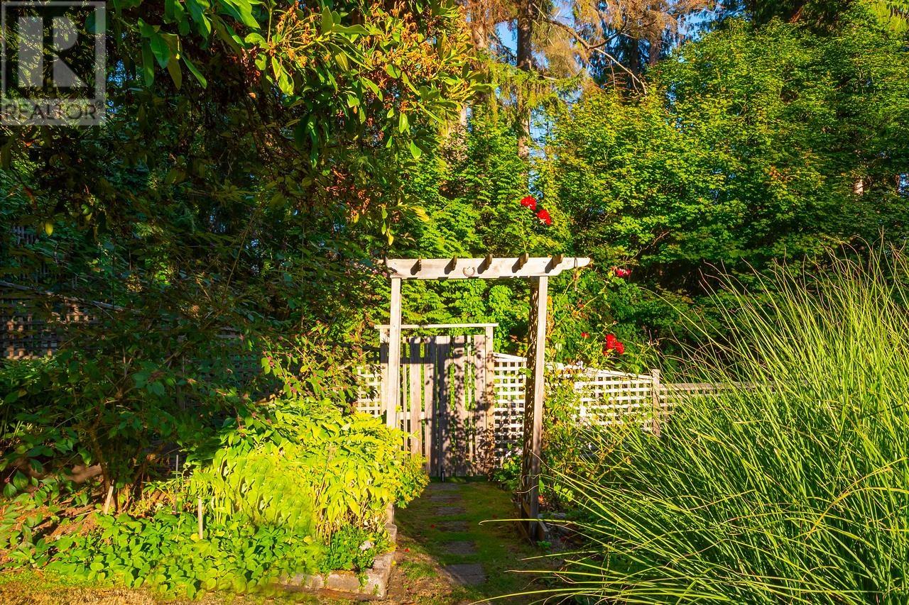 3190 Royal Avenue, North Vancouver, British Columbia  V7K 1Y8 - Photo 33 - R2814340
