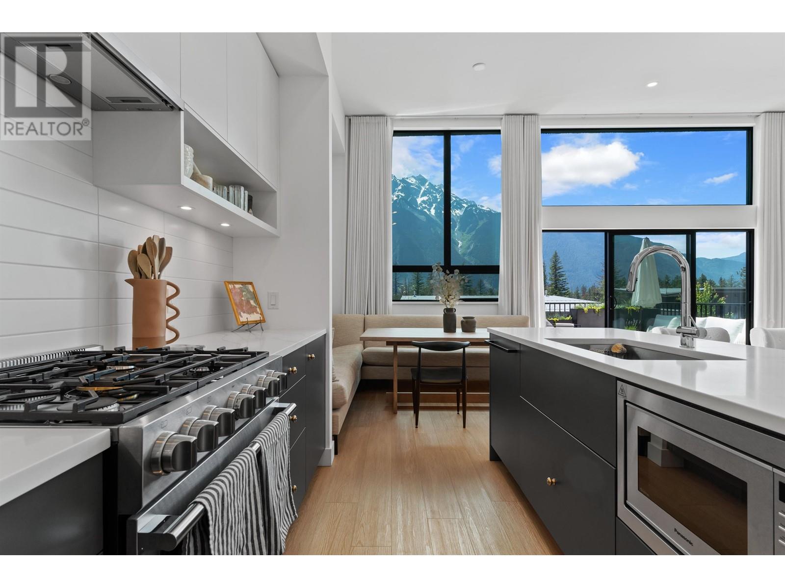 48 4000 Sunstone Way, Pemberton, British Columbia  V0N 2L3 - Photo 12 - R2814243