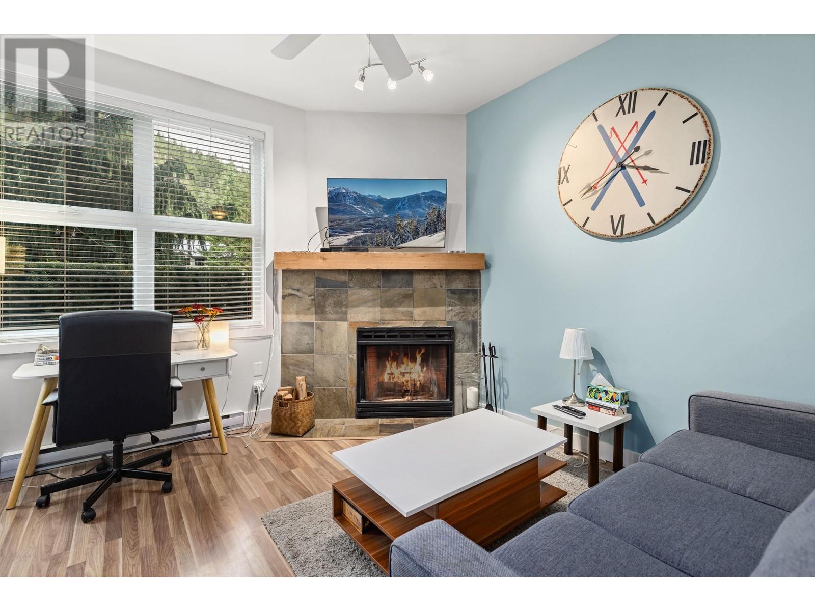 12 2213 Marmot Place, Whistler, British Columbia  V8E 0H3 - Photo 2 - R2815424
