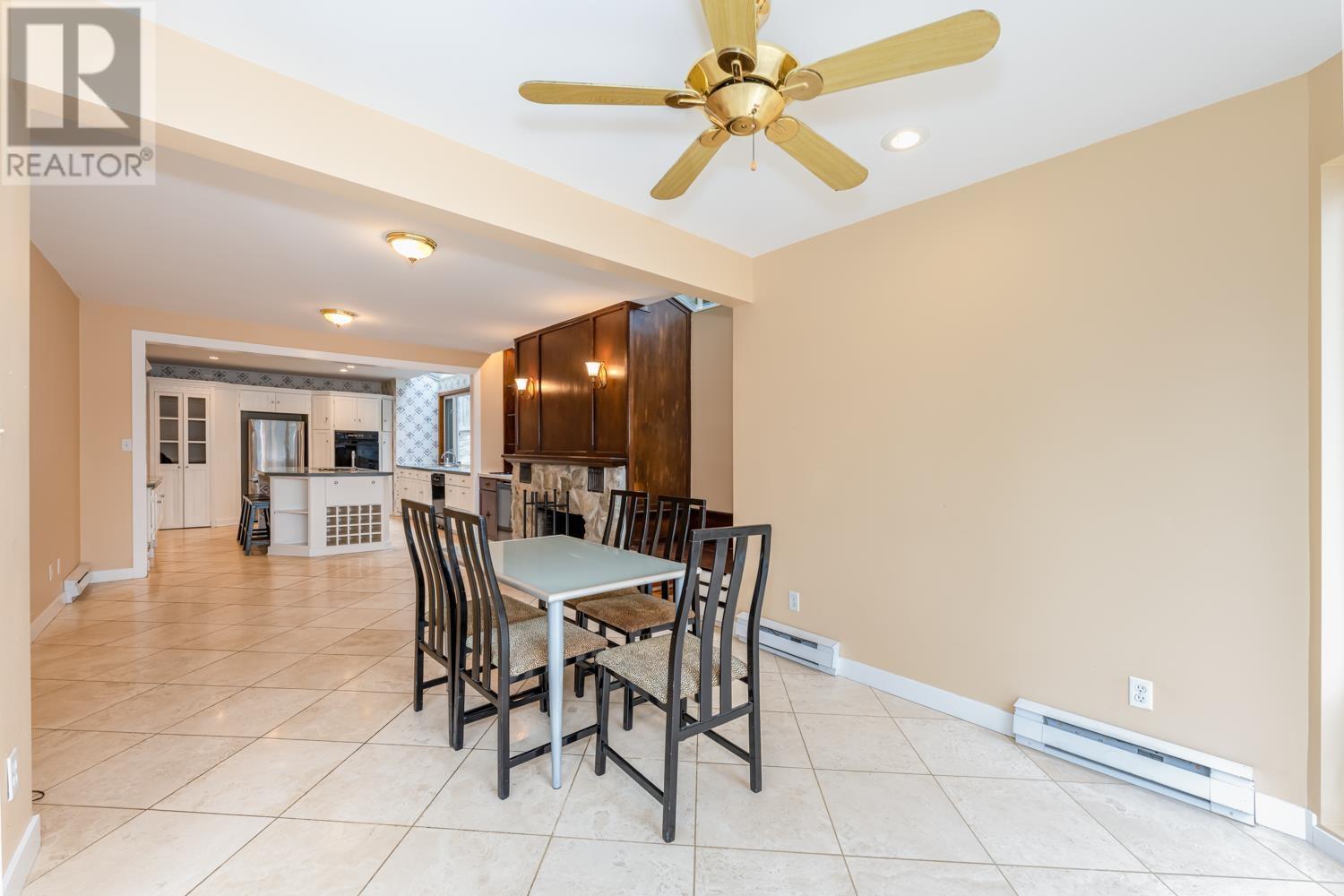 5559 Indian River Drive, North Vancouver, British Columbia  V7G 2T7 - Photo 13 - R2815010