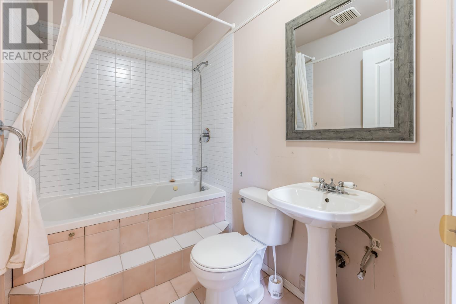 5559 Indian River Drive, North Vancouver, British Columbia  V7G 2T7 - Photo 30 - R2815010