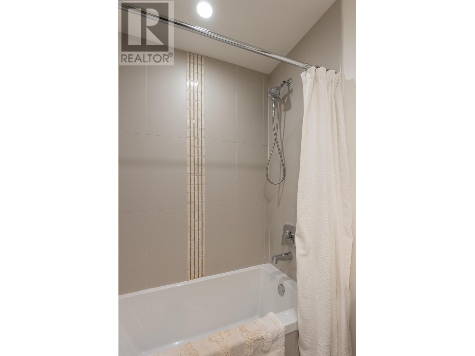 308 2135 Heritage Park Lane, North Vancouver, British Columbia  V7H 0B6 - Photo 28 - R2815762