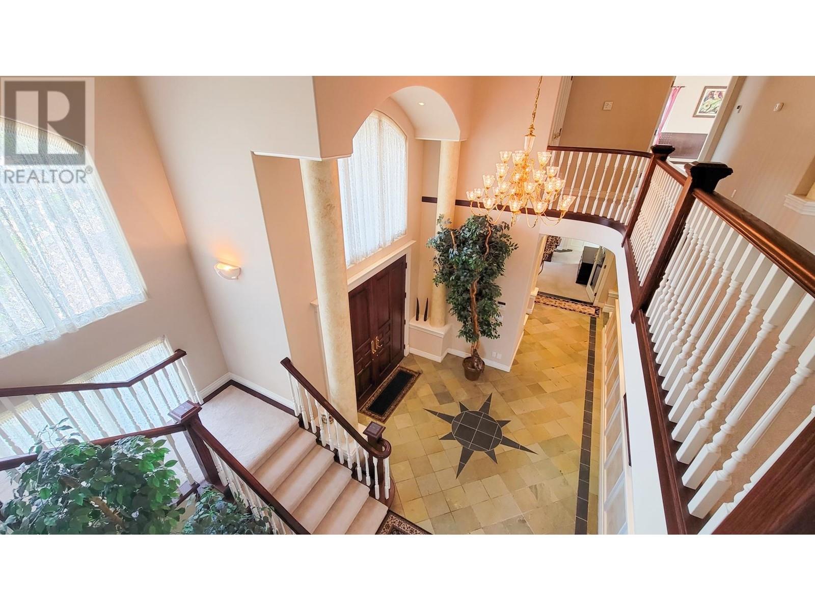 6671 Cheshire Court, Burnaby, British Columbia  V5E 4J2 - Photo 3 - R2815728