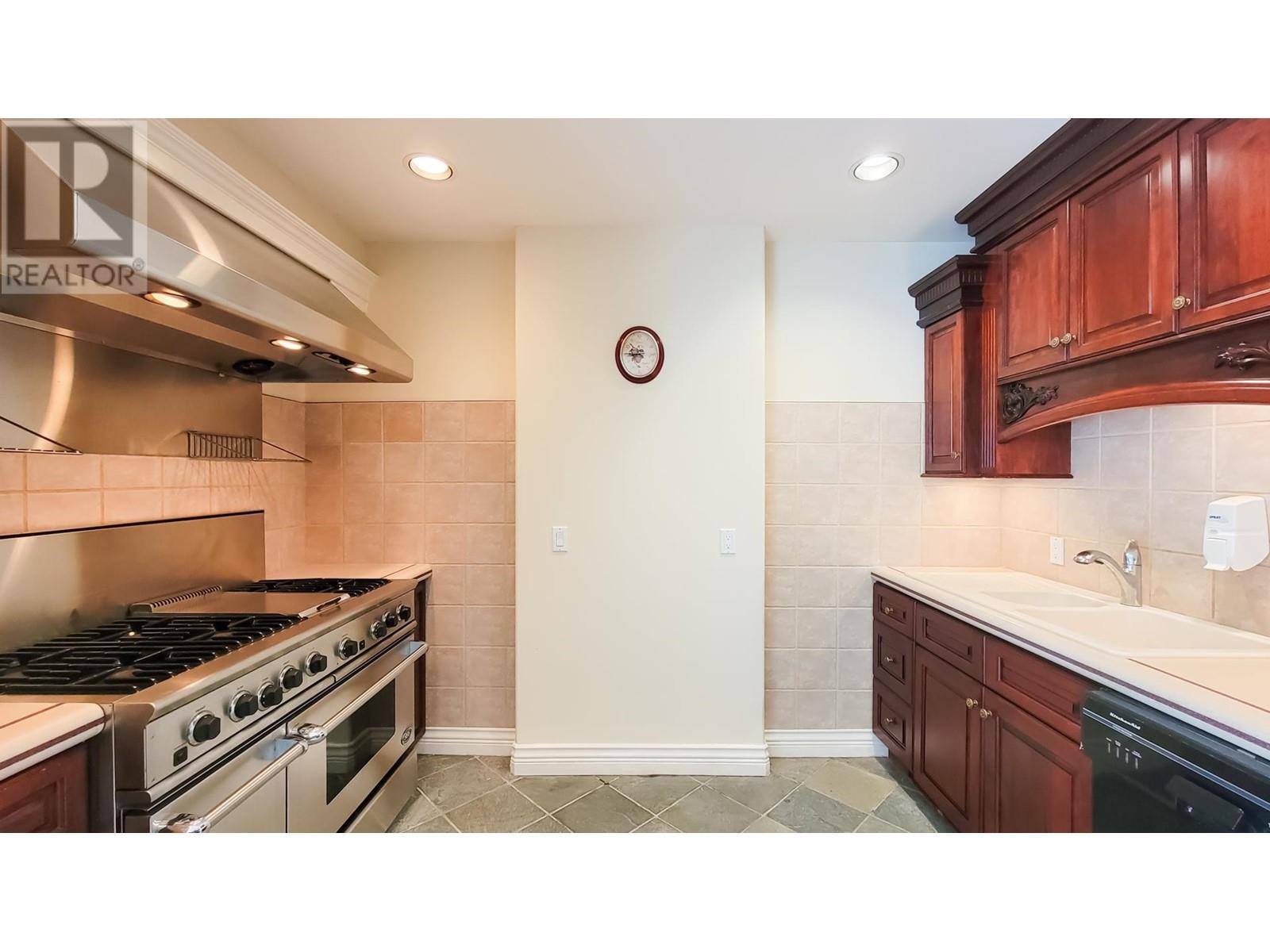 6671 Cheshire Court, Burnaby, British Columbia  V5E 4J2 - Photo 5 - R2815728