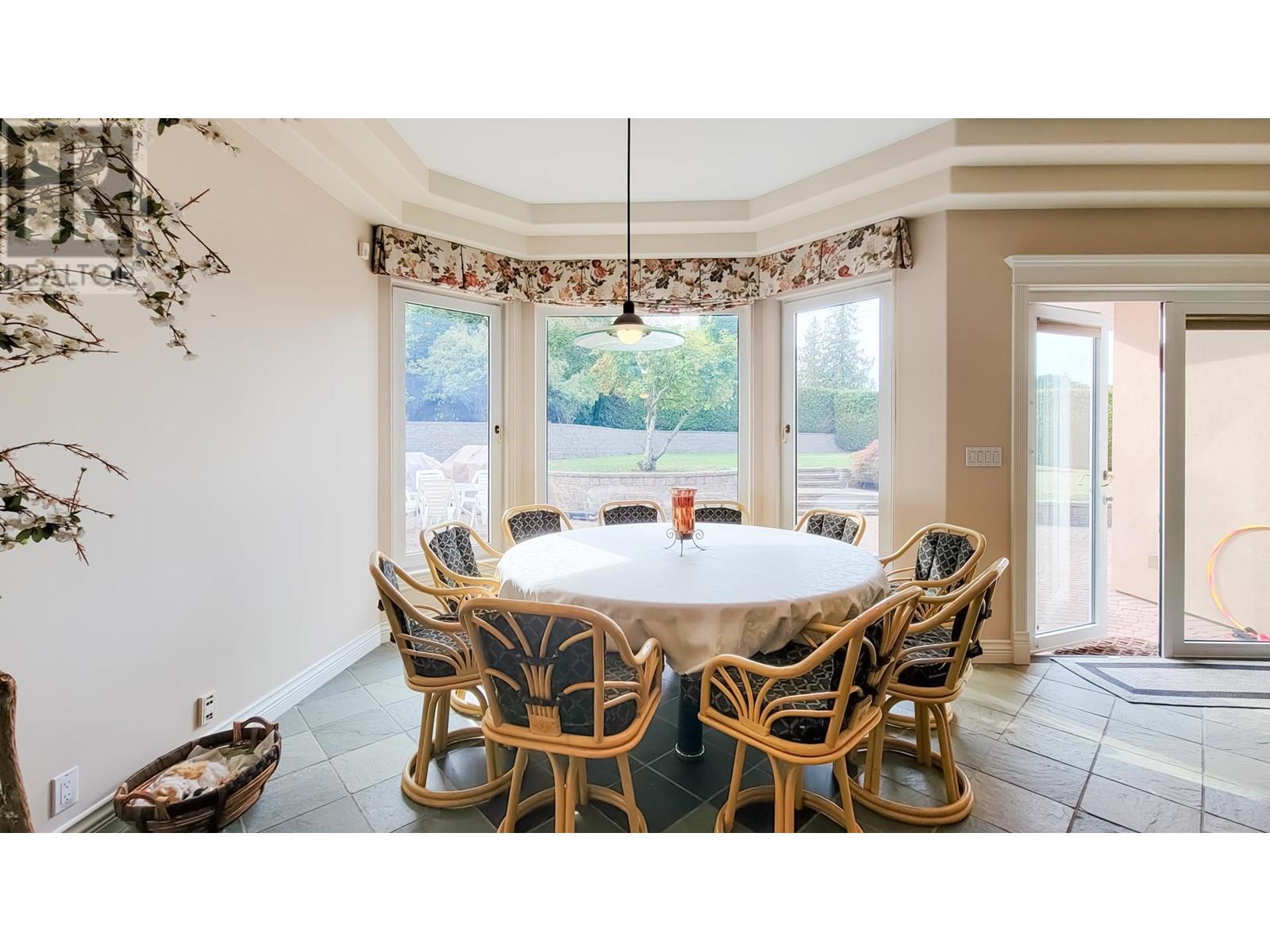 6671 Cheshire Court, Burnaby, British Columbia  V5E 4J2 - Photo 9 - R2815728