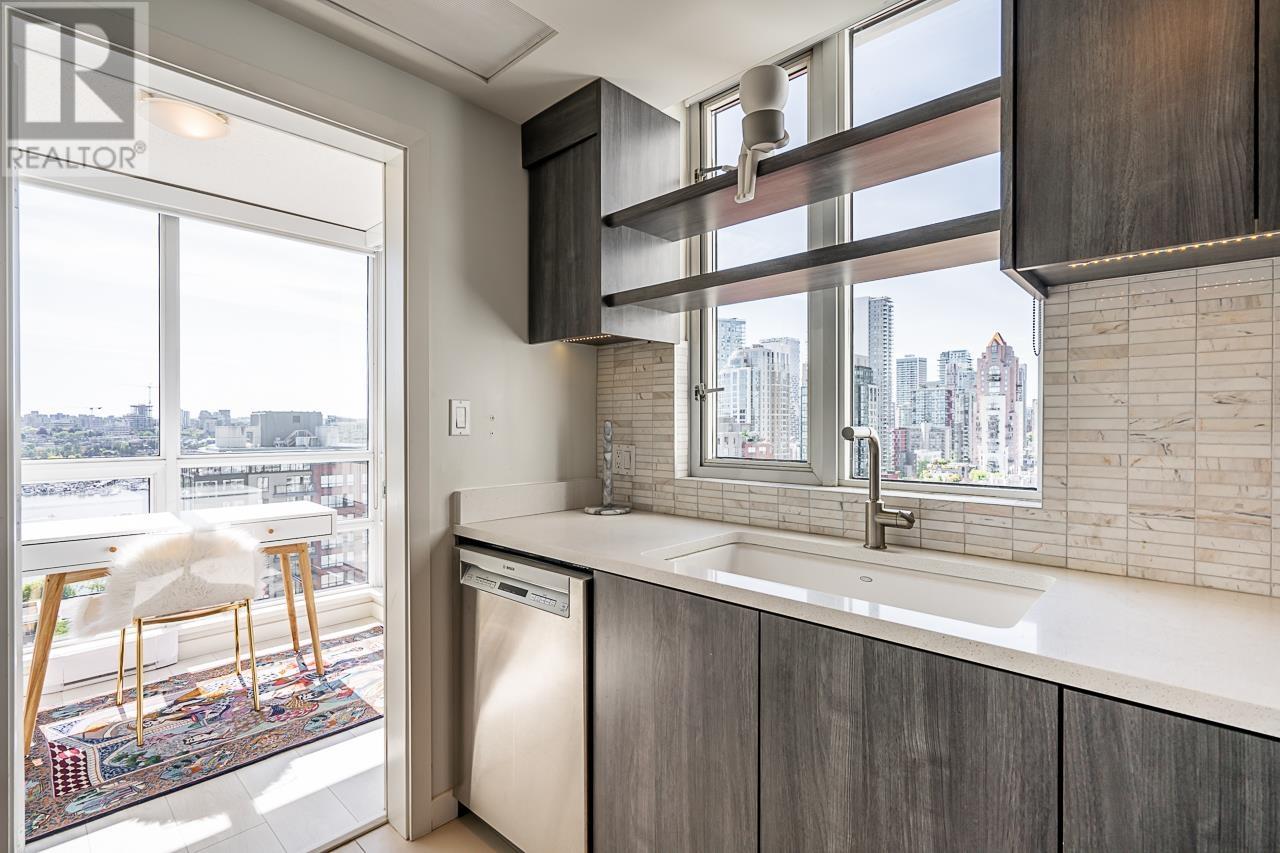 2301 1201 Marinaside Crescent, Vancouver, British Columbia  V6Z 2V2 - Photo 15 - R2815801