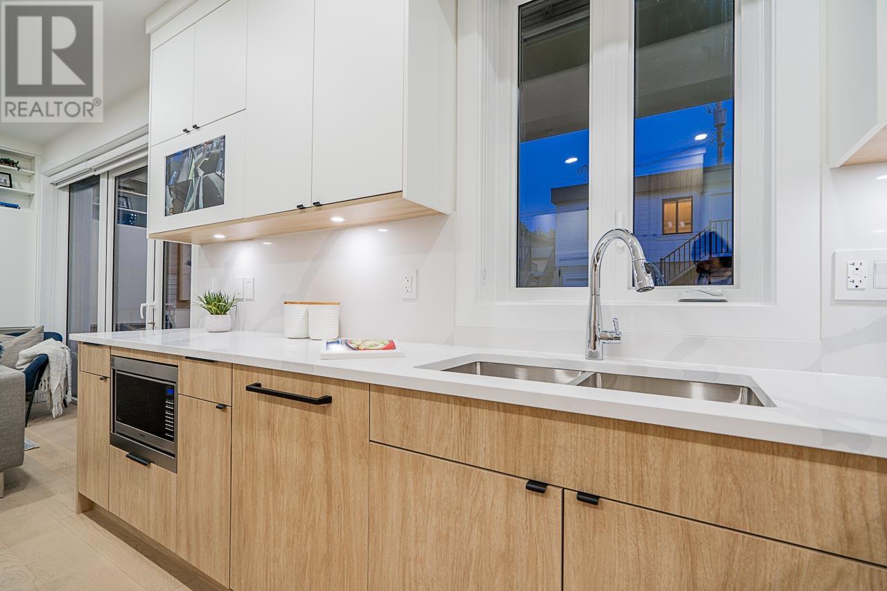 2972 Venables Street, Vancouver, British Columbia  V5K 2R9 - Photo 10 - R2815810