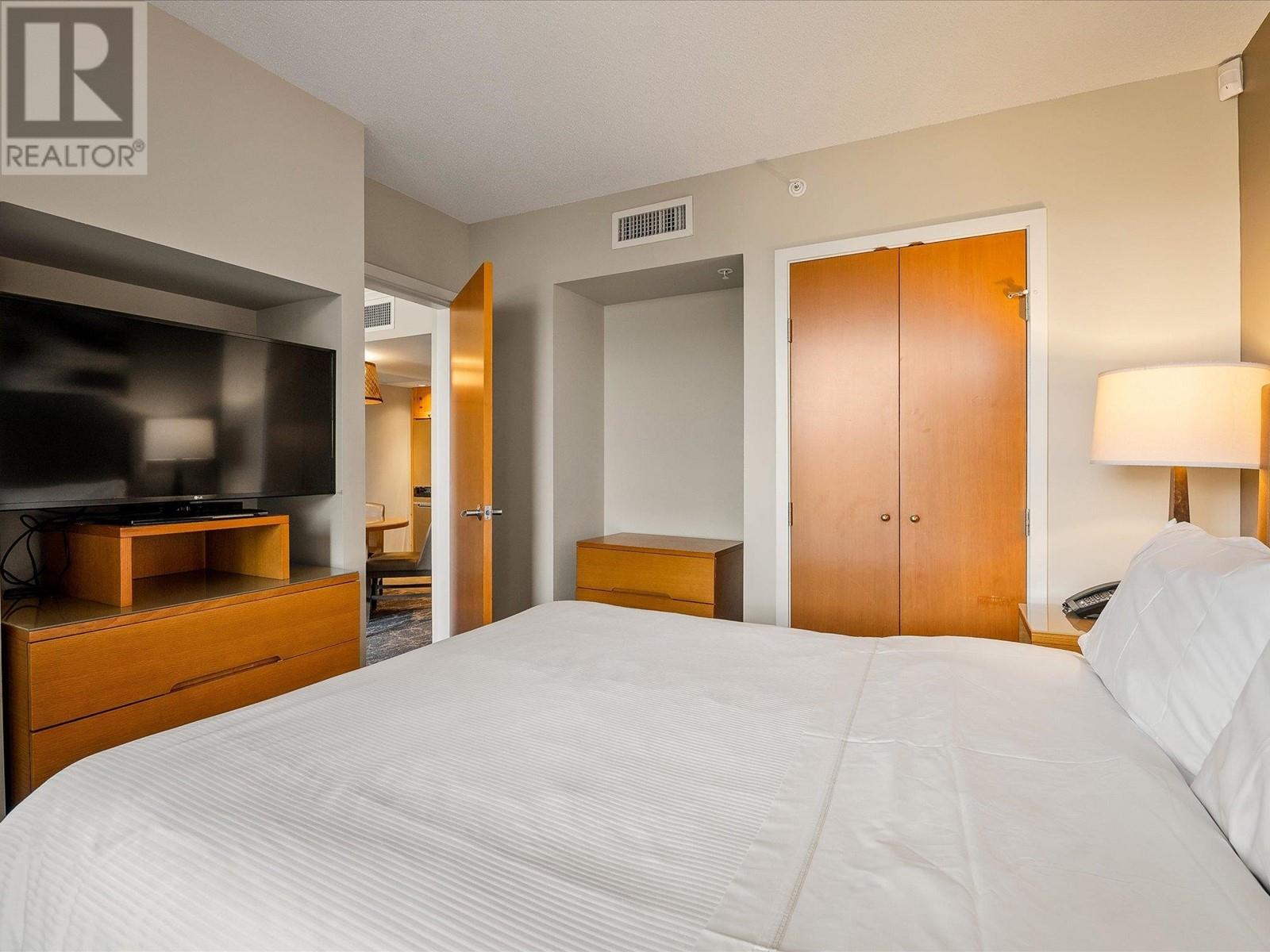 781/782 4090 Whistler Way, Whistler, British Columbia  V8E 1J3 - Photo 10 - R2815833