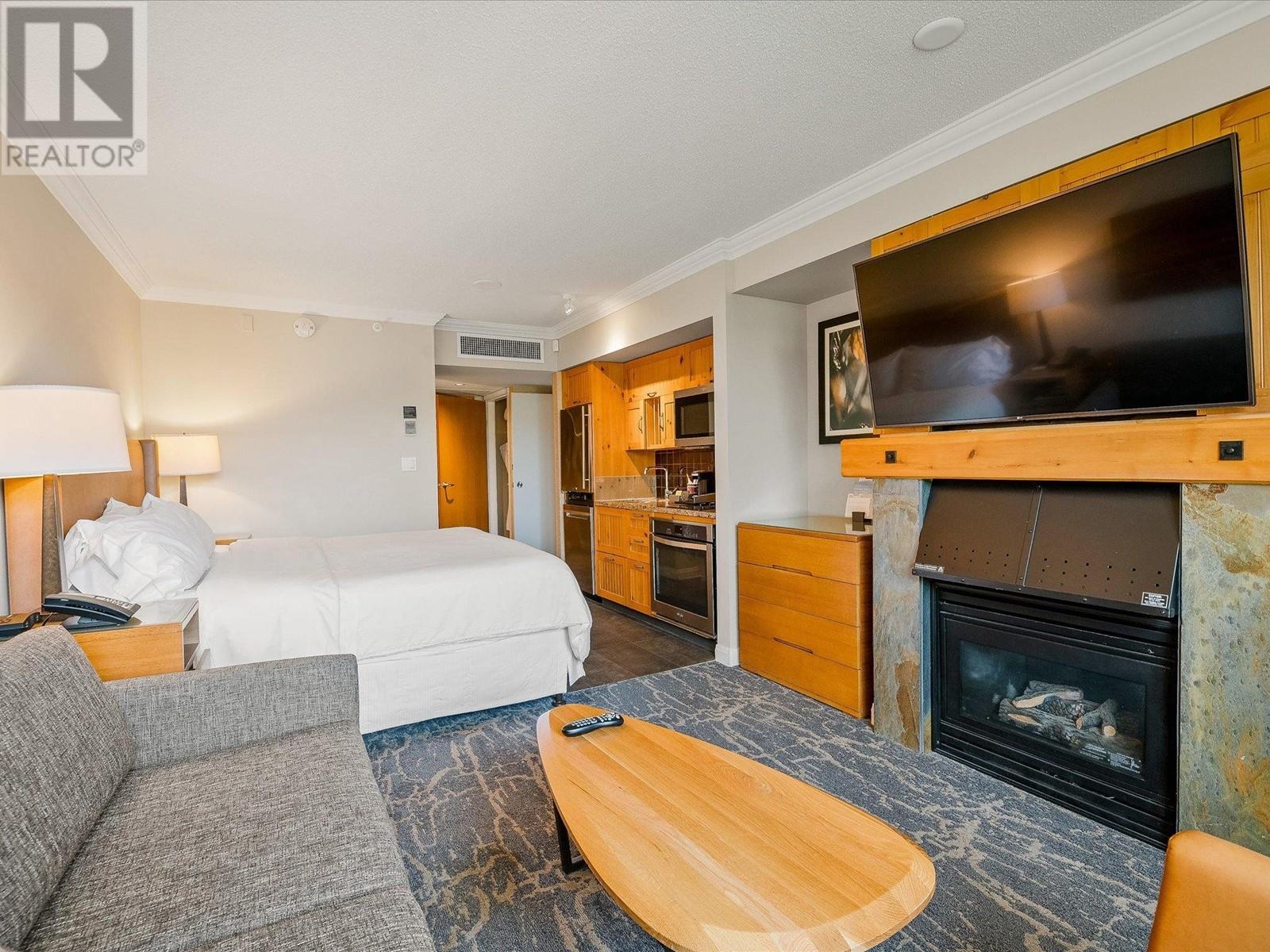 781/782 4090 Whistler Way, Whistler, British Columbia  V8E 1J3 - Photo 16 - R2815833