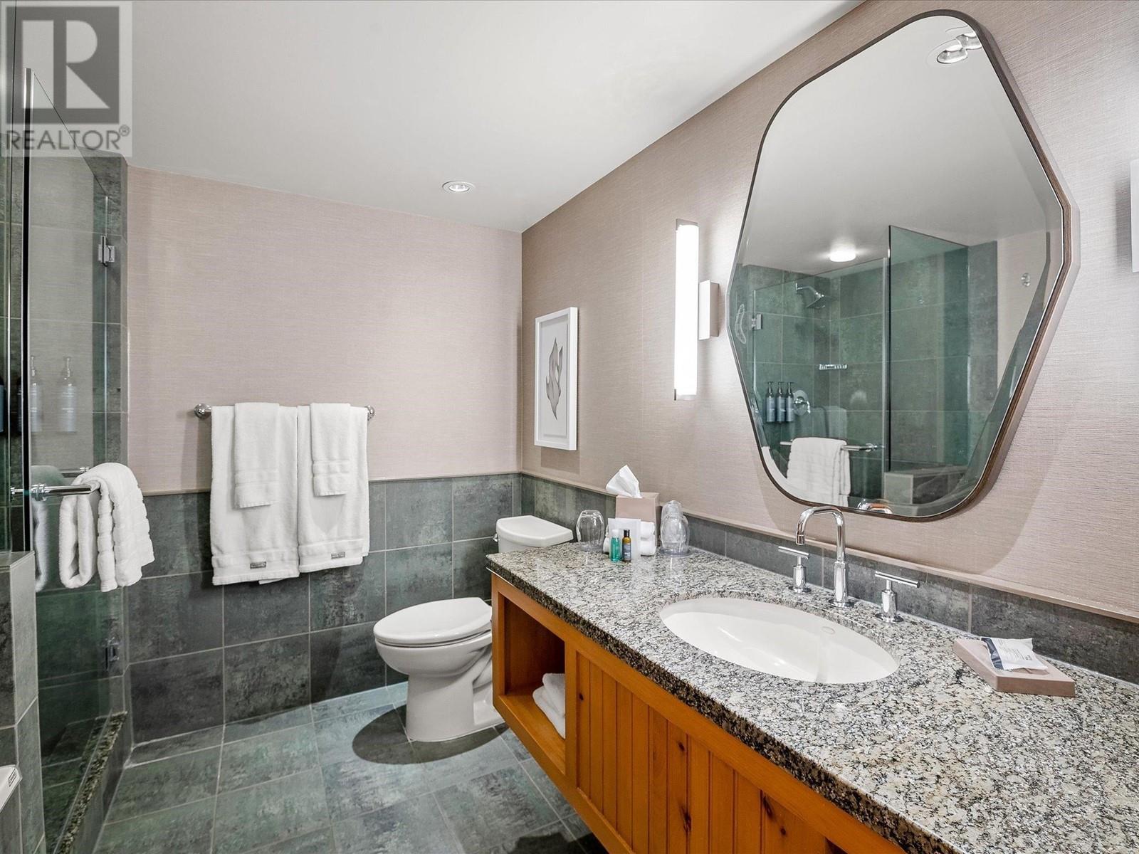 781/782 4090 Whistler Way, Whistler, British Columbia  V8E 1J3 - Photo 7 - R2815833