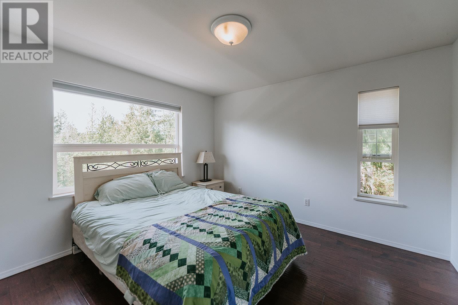 5809-5811 Brooks Road, Halfmoon Bay, British Columbia  V7Z 1G7 - Photo 19 - R2815811