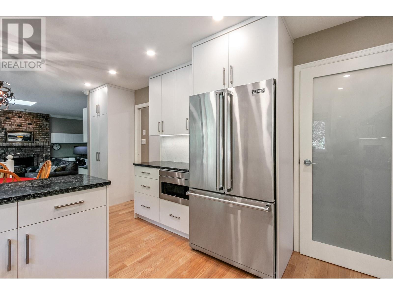 2036 Hill Drive, North Vancouver, British Columbia  V7H 2N5 - Photo 12 - R2815864