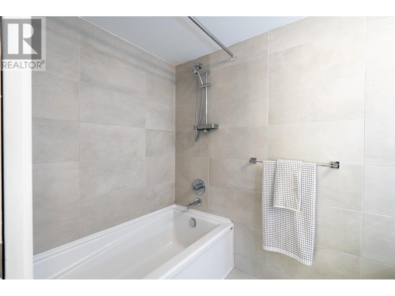 1206 867 Hamilton Street, Vancouver, British Columbia  V6B 6B7 - Photo 12 - R2815893