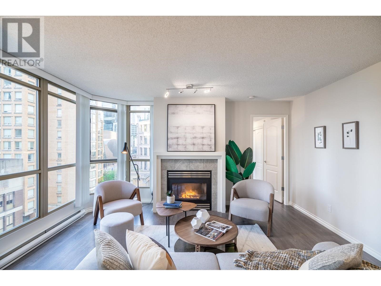 1206 867 Hamilton Street, Vancouver, British Columbia  V6B 6B7 - Photo 2 - R2815893