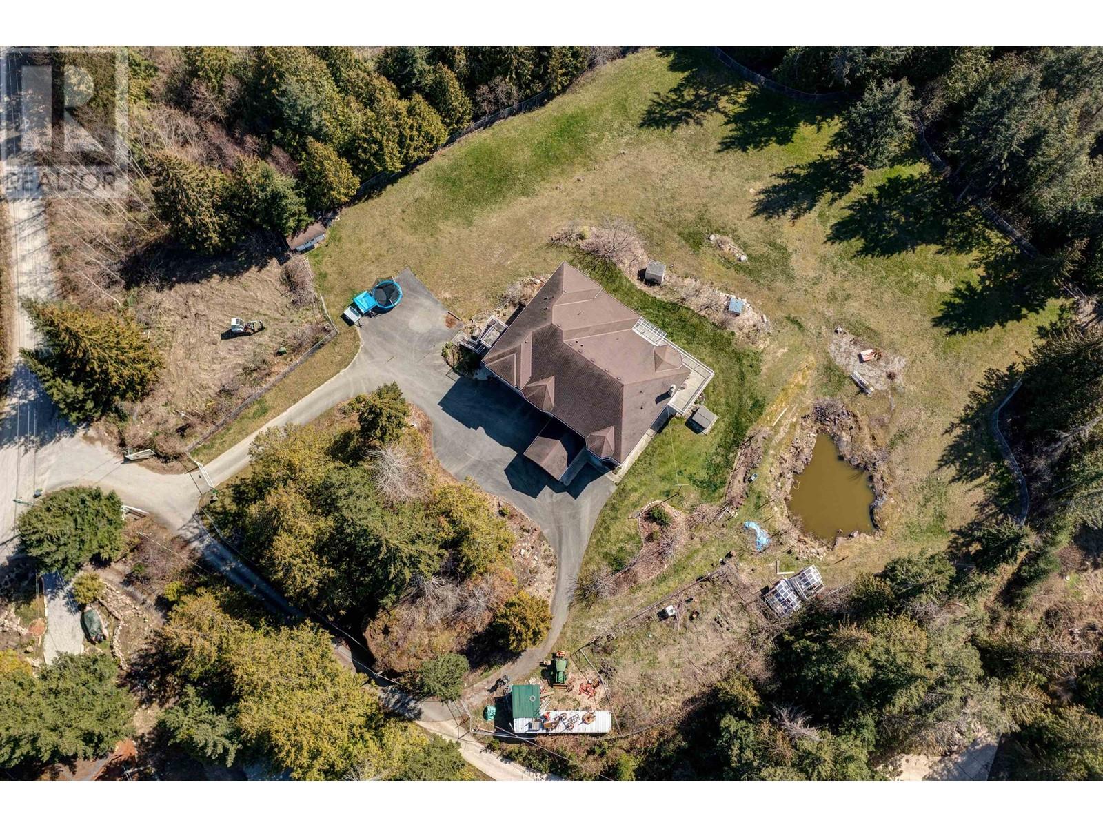 7967 Ravens Cry Road, Halfmoon Bay, British Columbia  V7Z 1C2 - Photo 9 - R2814751