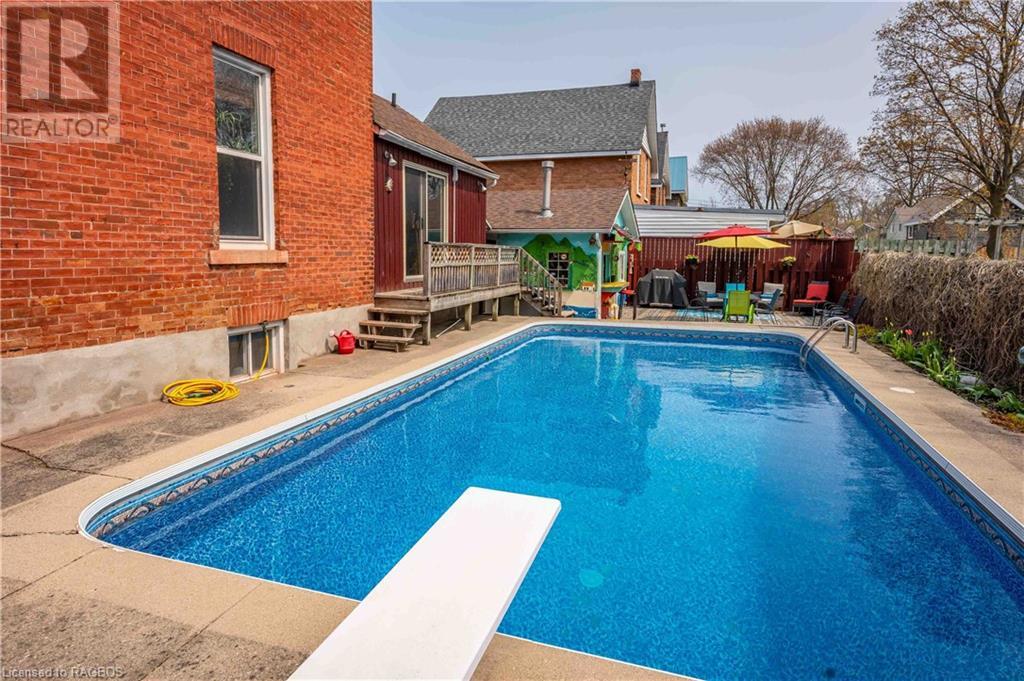 210 12th Street E, Owen Sound, Ontario  N4K 1V8 - Photo 40 - 40415010