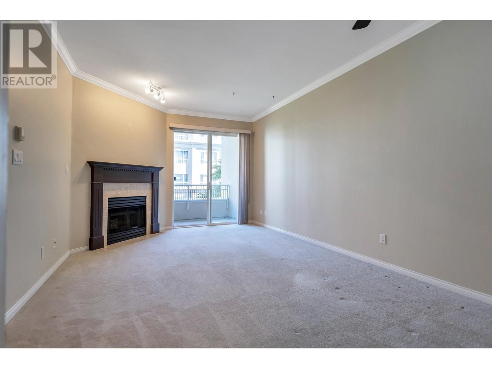 216 3098 Guildford Way, Coquitlam, British Columbia  V3B 7W8 - Photo 9 - R2815552