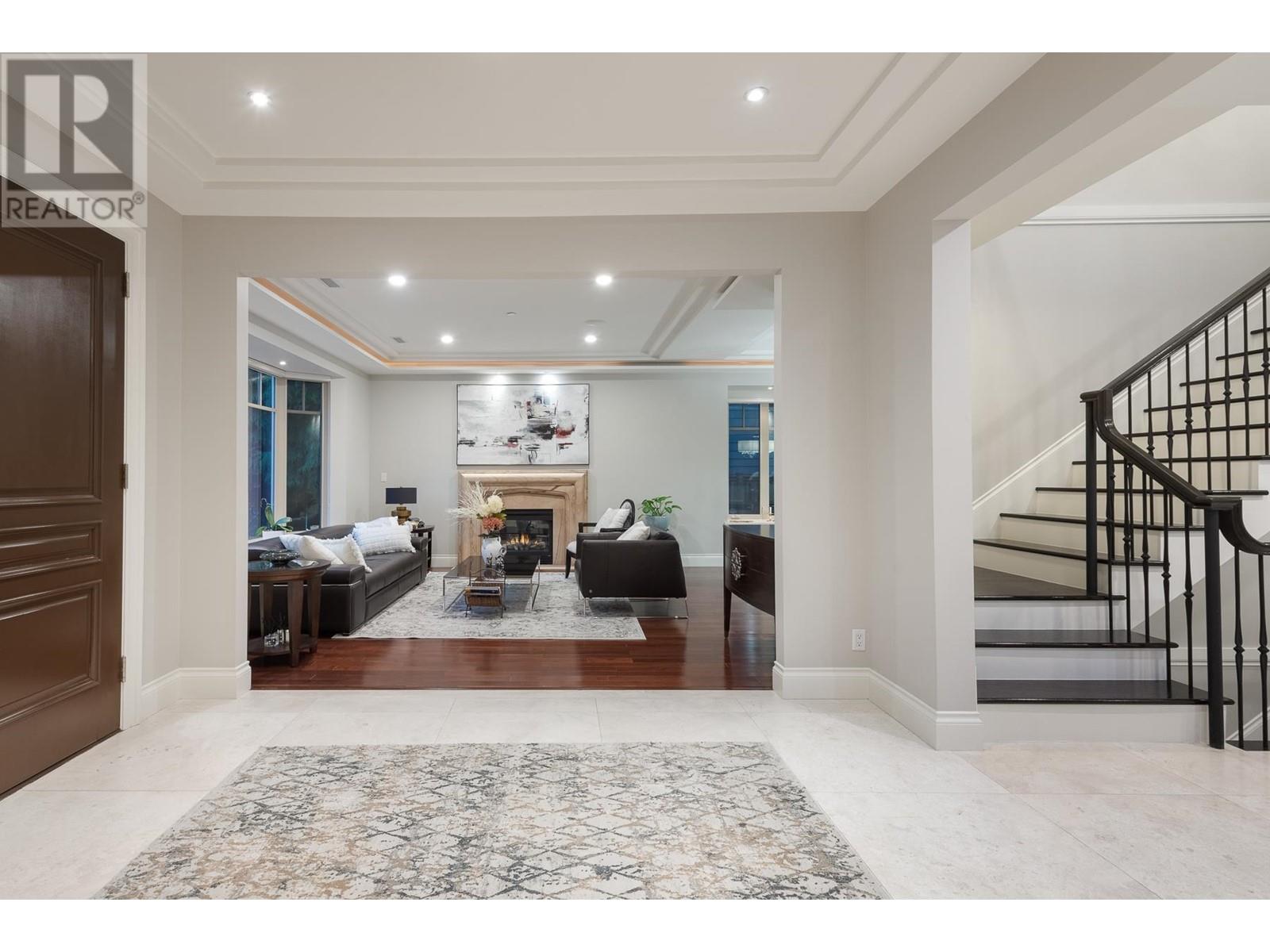 5726 Wiltshire Street, Vancouver, British Columbia  V6M 3L6 - Photo 4 - R2805094