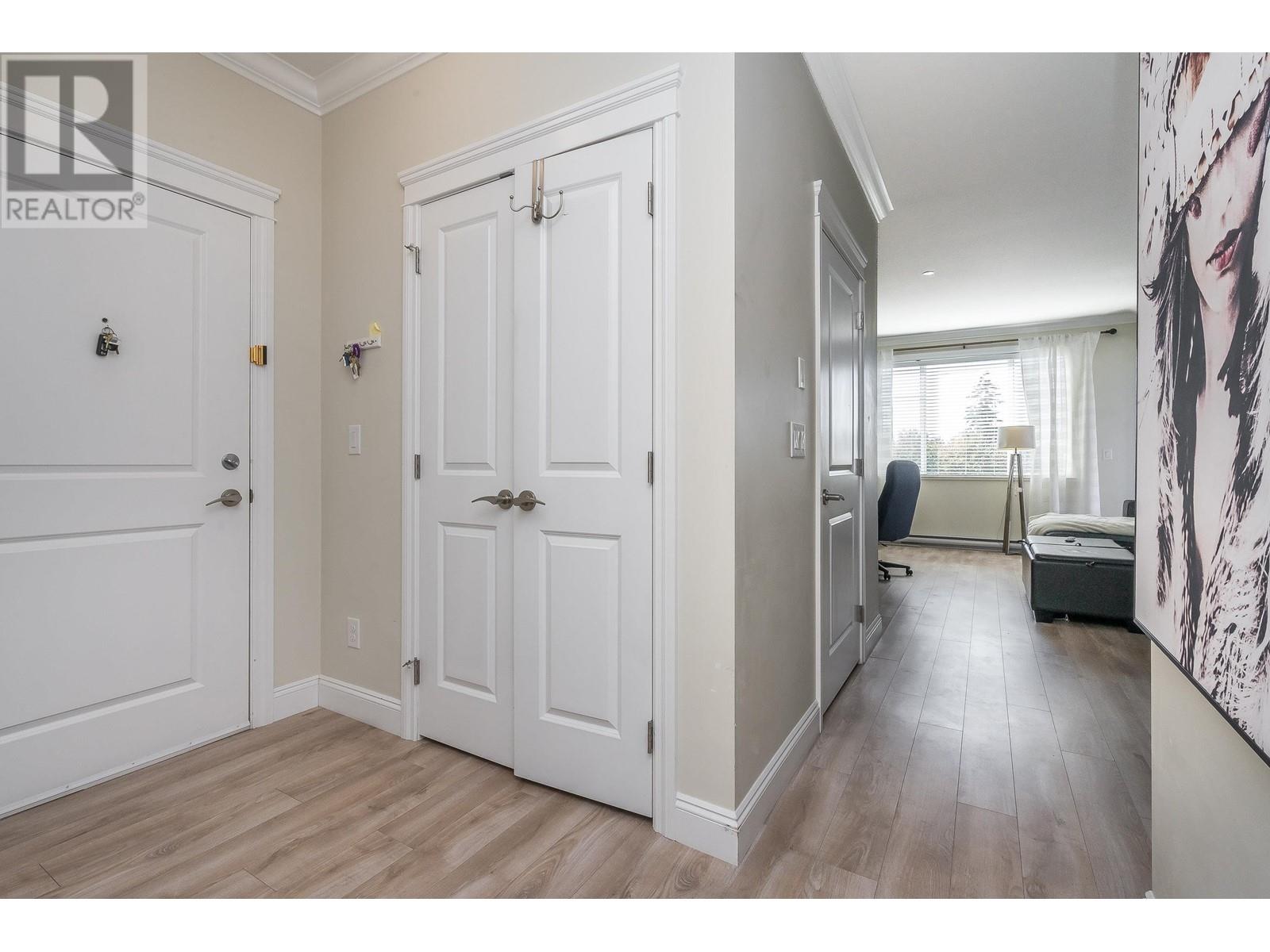 305 11862 226 Street, Maple Ridge, British Columbia  V2X 9C8 - Photo 5 - R2815164