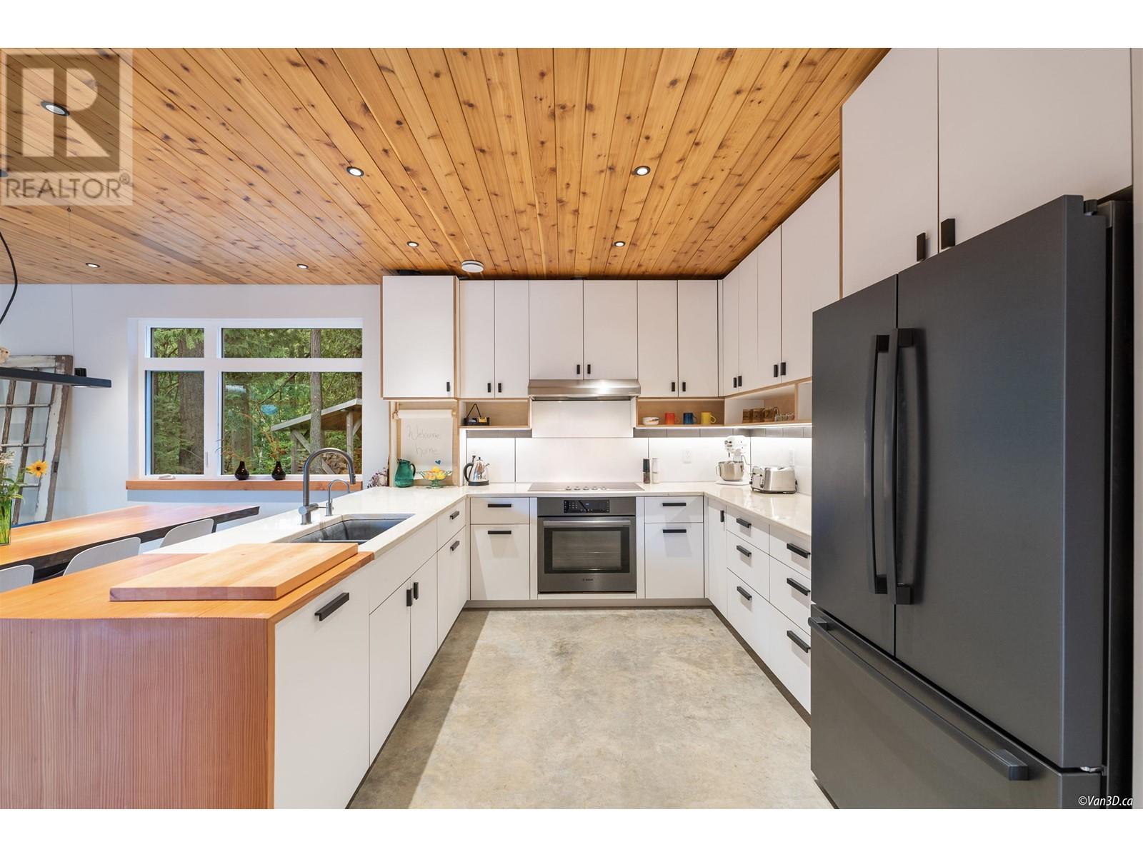 731 Grafton Road, Bowen Island, British Columbia  V0N 1G2 - Photo 5 - R2800432