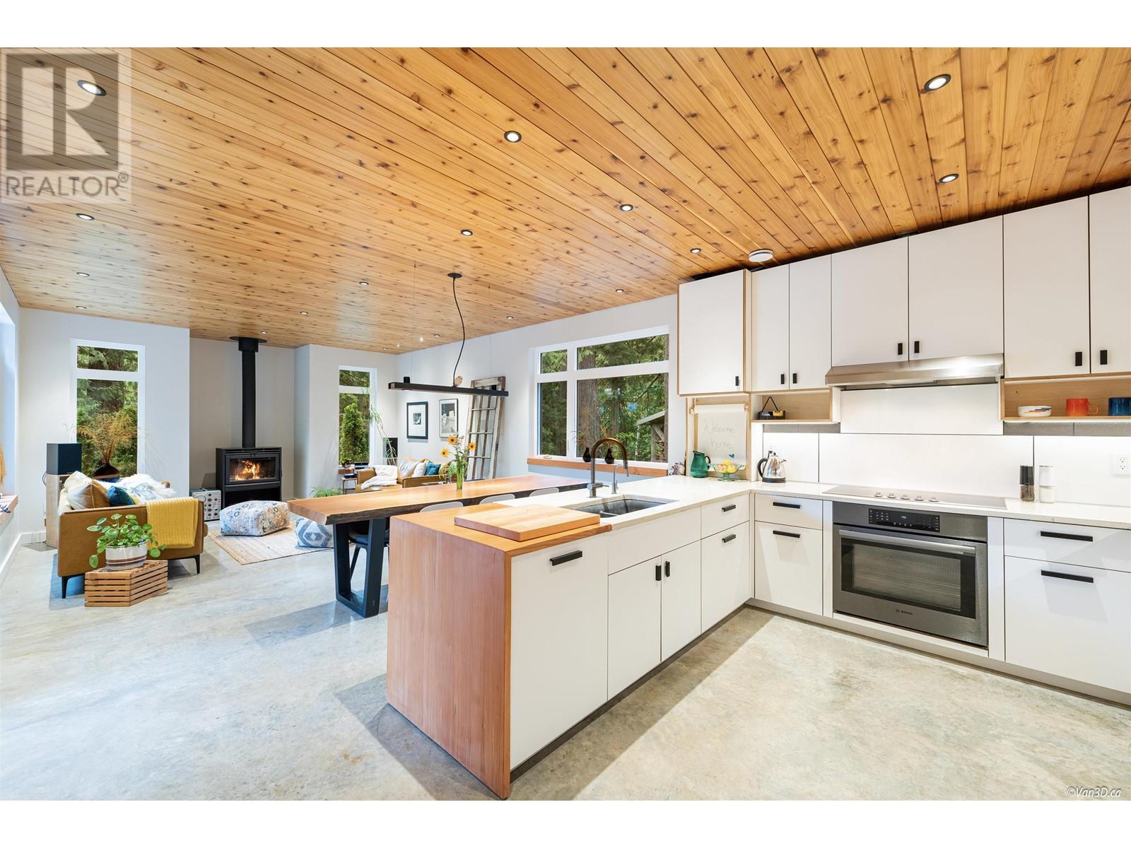 731 Grafton Road, Bowen Island, British Columbia  V0N 1G2 - Photo 4 - R2800432