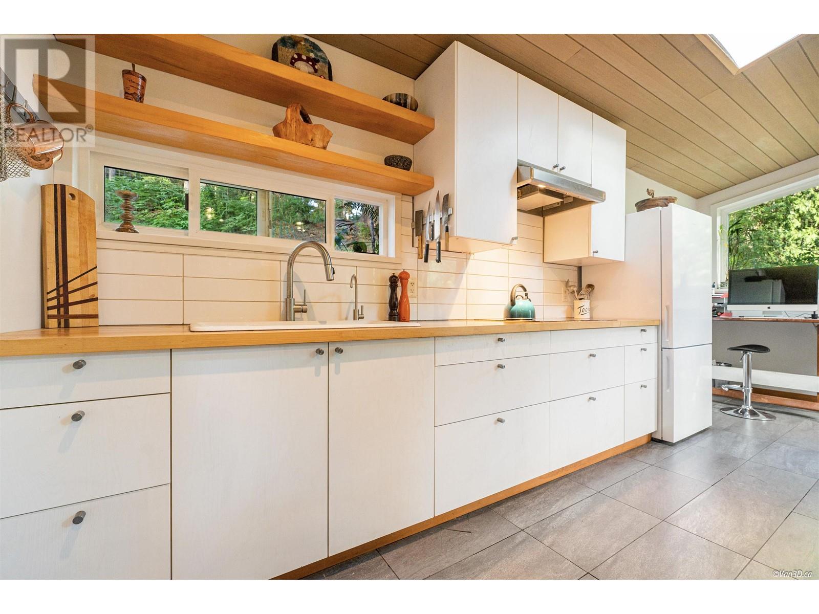 731 Grafton Road, Bowen Island, British Columbia  V0N 1G2 - Photo 30 - R2800432