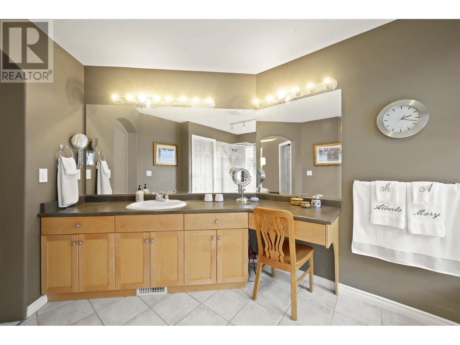 3263 Chartwell Grn, Coquitlam, British Columbia  V3E 3M9 - Photo 24 - R2815759