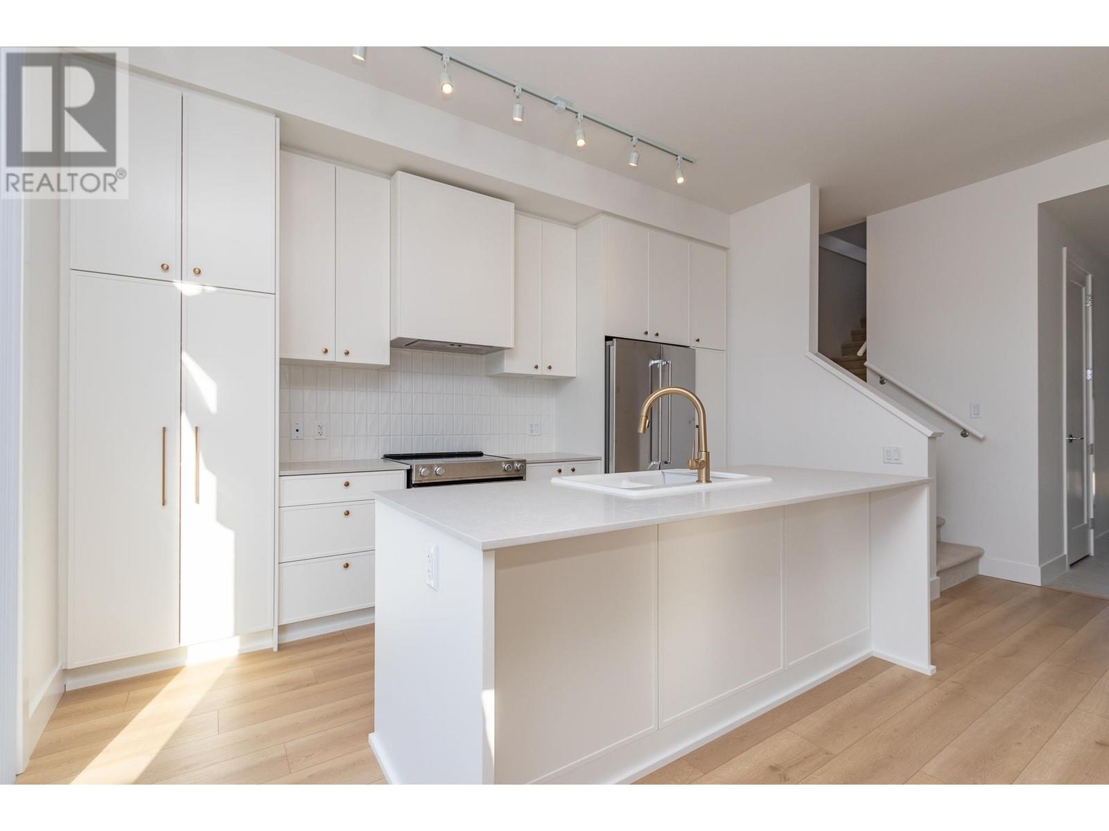 161 1331 Olmsted Street, Coquitlam, British Columbia  V3E 0T3 - Photo 10 - R2815161