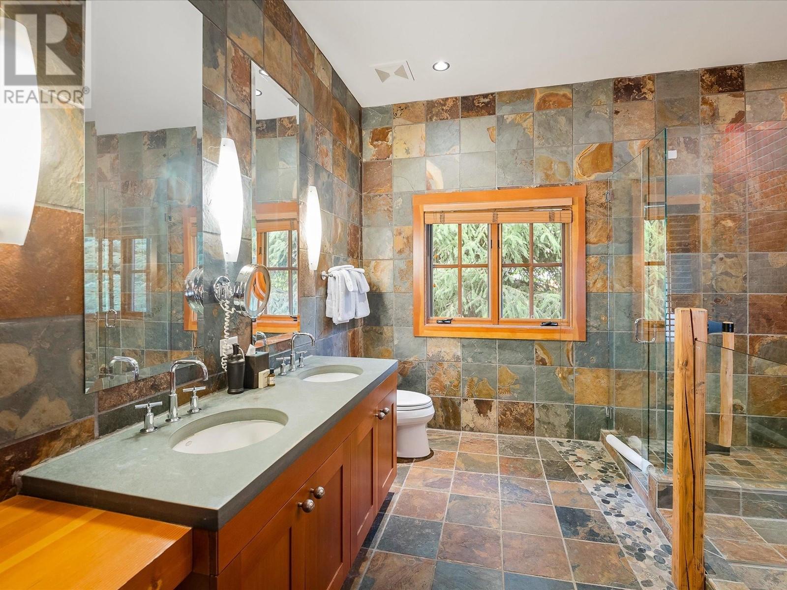 1b 2300 Nordic Drive, Whistler, British Columbia  V8E 0A6 - Photo 15 - R2815962