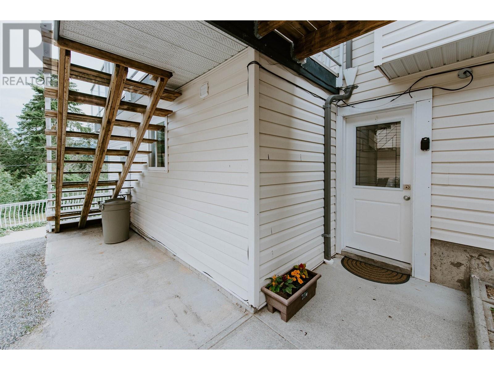 5829 Marine Way, Sechelt, British Columbia  V7Z 0R3 - Photo 26 - R2813992