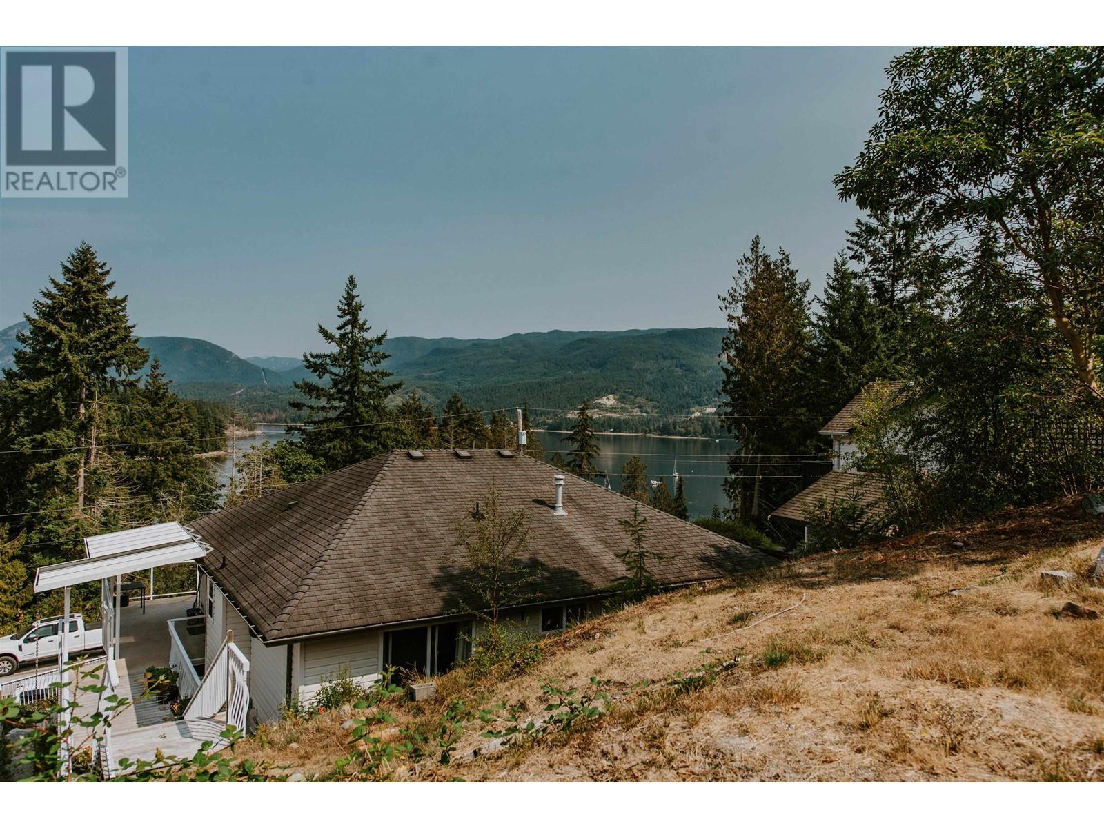 5829 Marine Way, Sechelt, British Columbia  V7Z 0R3 - Photo 37 - R2813992