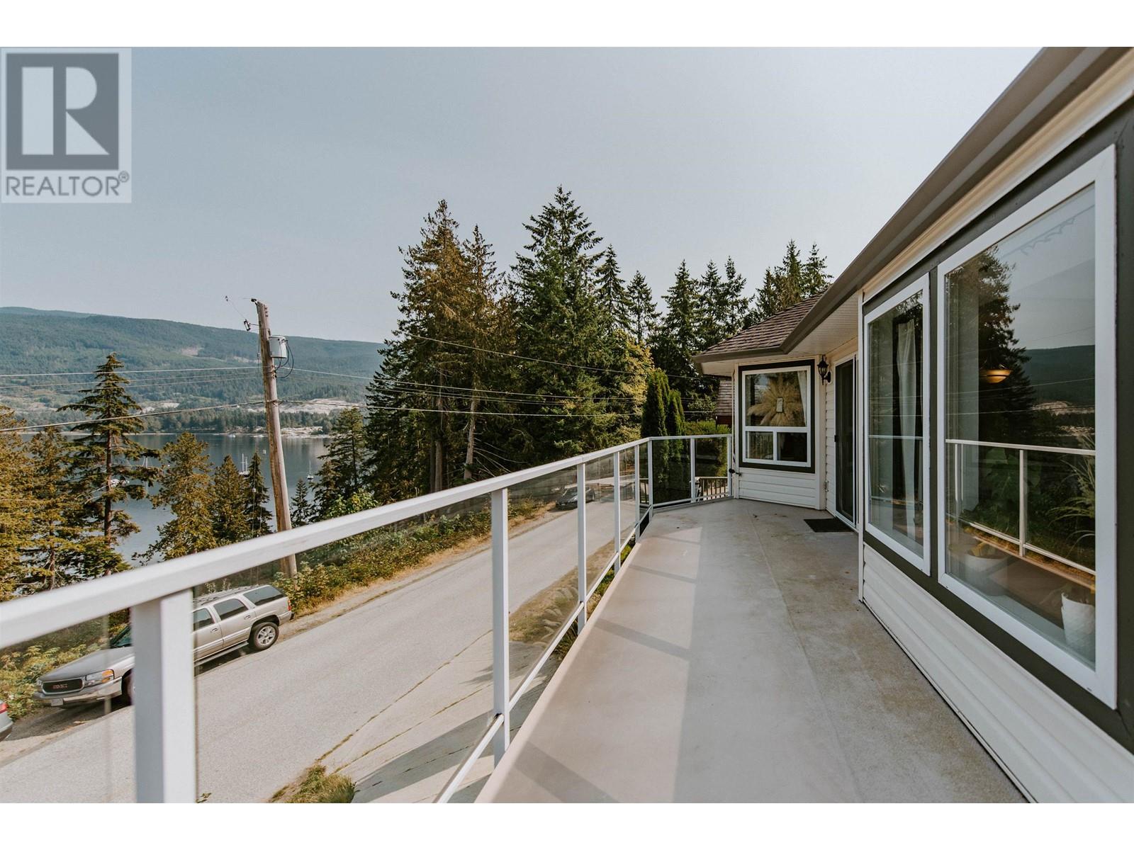 5829 Marine Way, Sechelt, British Columbia  V7Z 0R3 - Photo 20 - R2813992