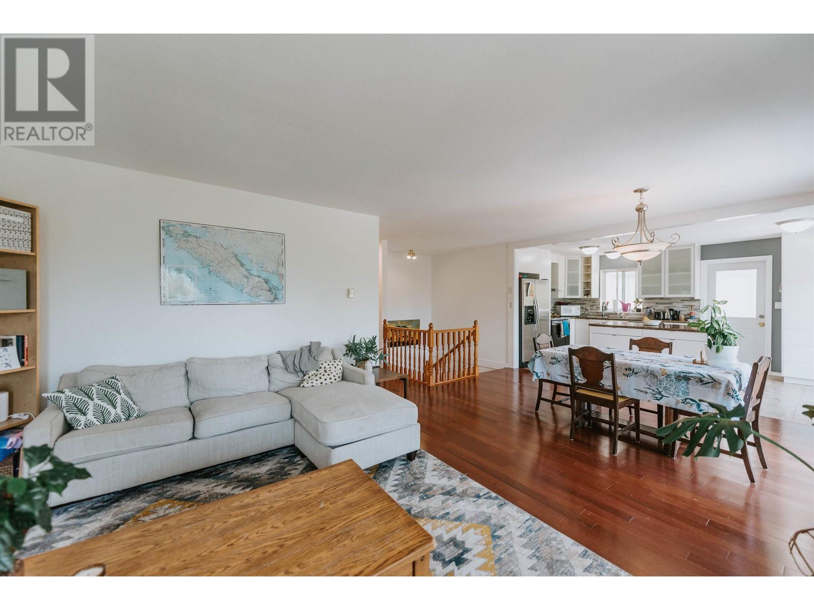 5829 Marine Way, Sechelt, British Columbia  V7Z 0R3 - Photo 11 - R2813992