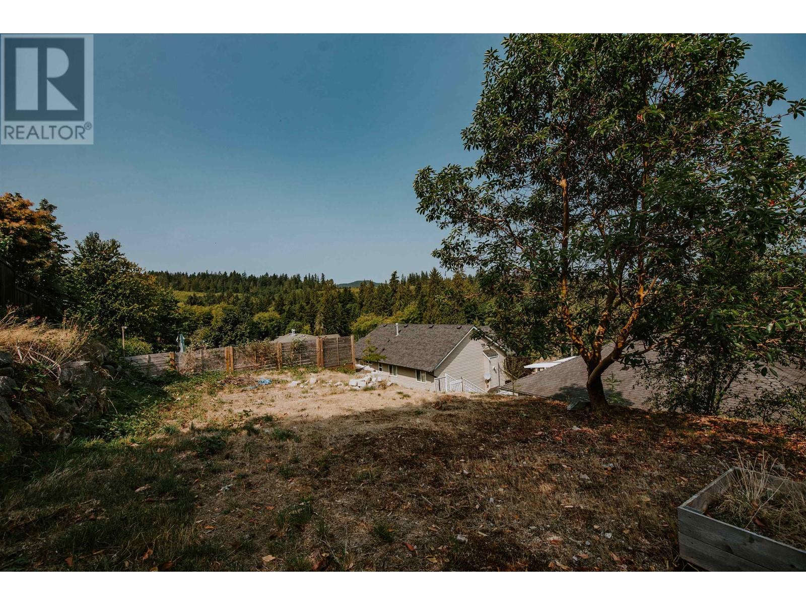 5829 Marine Way, Sechelt, British Columbia  V7Z 0R3 - Photo 3 - R2813992