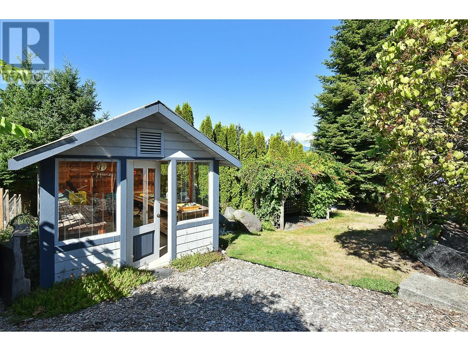 5143 Radcliffe Road, Sechelt, British Columbia  V7Z 0G5 - Photo 32 - R2814369