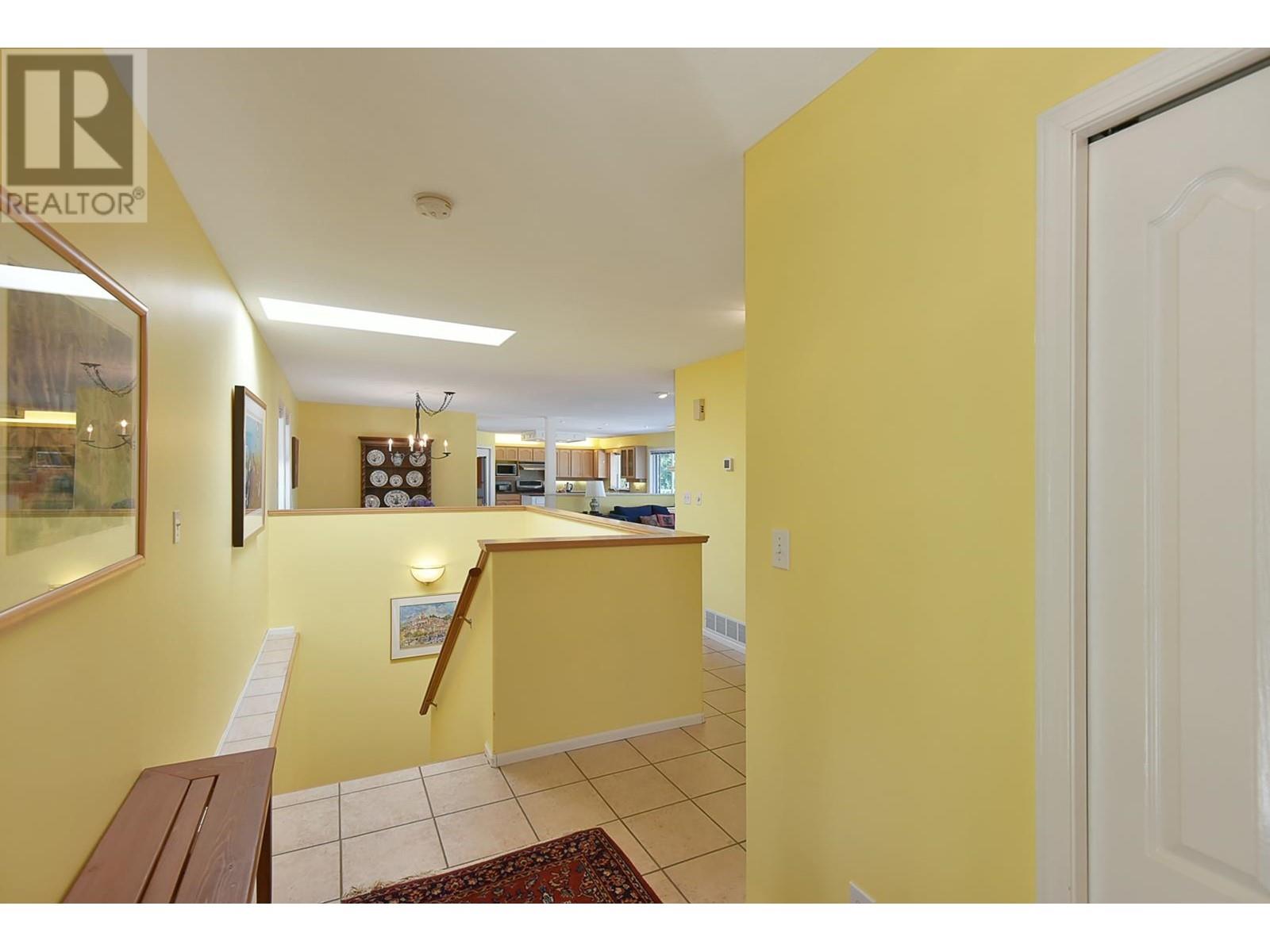 5143 Radcliffe Road, Sechelt, British Columbia  V7Z 0G5 - Photo 18 - R2814369