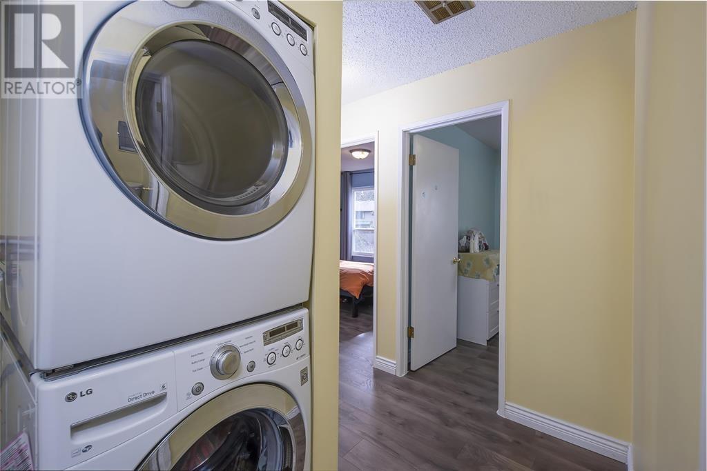 5602 Claude Avenue, Burnaby, British Columbia  V5E 2M6 - Photo 14 - R2816016