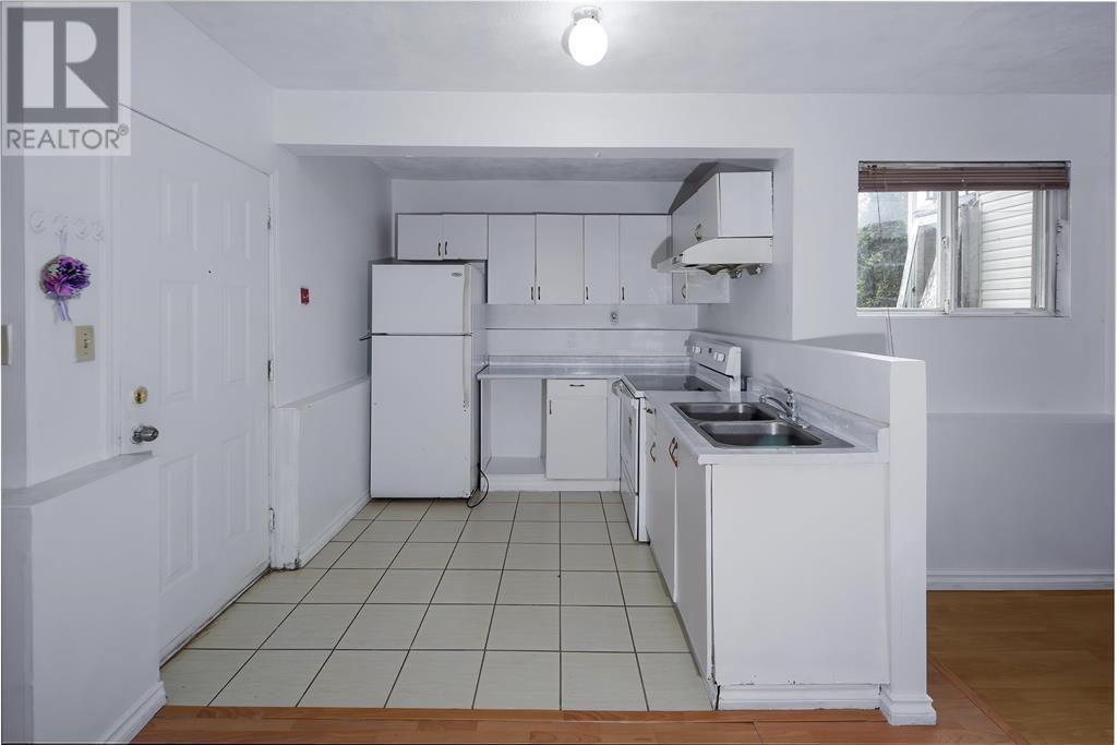 5602 Claude Avenue, Burnaby, British Columbia  V5E 2M6 - Photo 19 - R2816016
