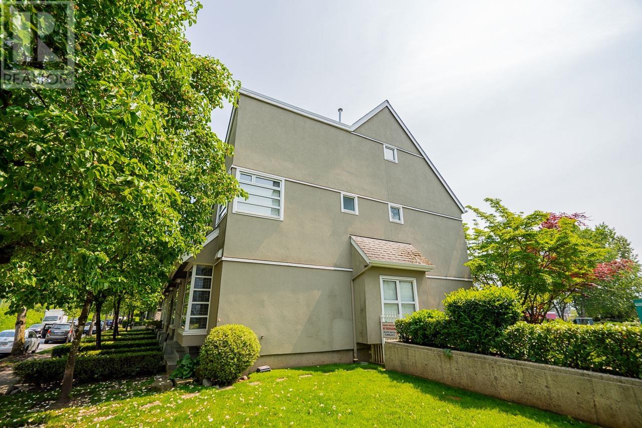 Th1 2030 E Kent Avenue South, Vancouver, British Columbia  V5P 4X2 - Photo 4 - R2816072