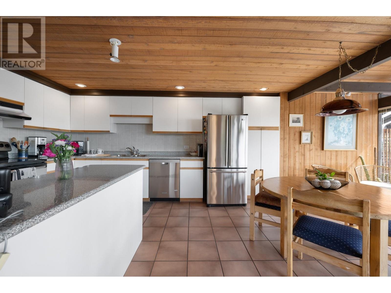 2160 Lawson Avenue, West Vancouver, British Columbia  V7V 2E2 - Photo 15 - R2815991
