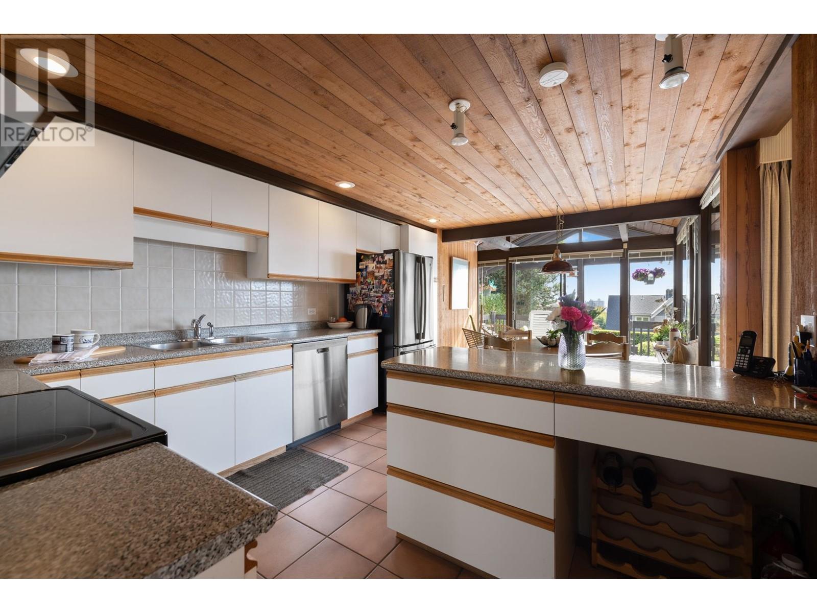 2160 Lawson Avenue, West Vancouver, British Columbia  V7V 2E2 - Photo 19 - R2815991