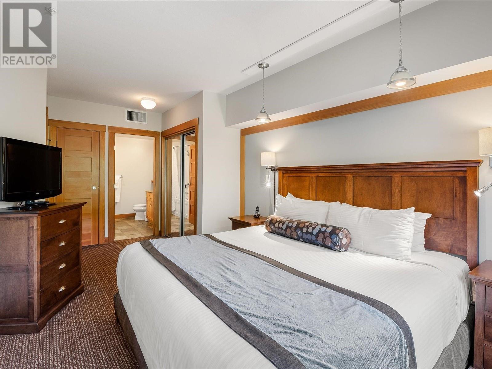 322d 2036 London Lane, Whistler, British Columbia  V8E 0N7 - Photo 16 - R2816133