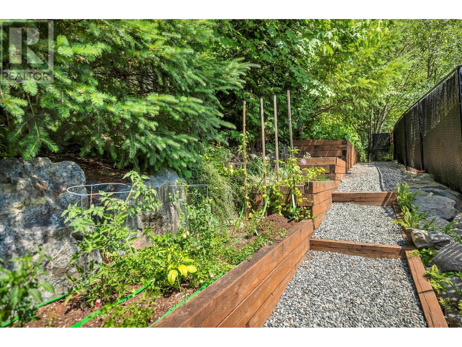 13502 Balsam Street, Maple Ridge, British Columbia  V4R 0E2 - Photo 36 - R2816094