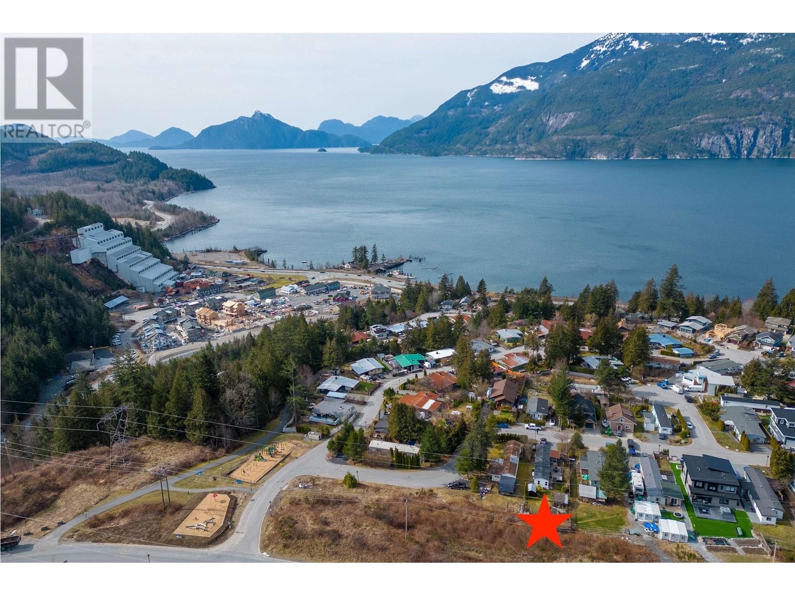 833 BRITANNIA WAY, britannia beach, British Columbia
