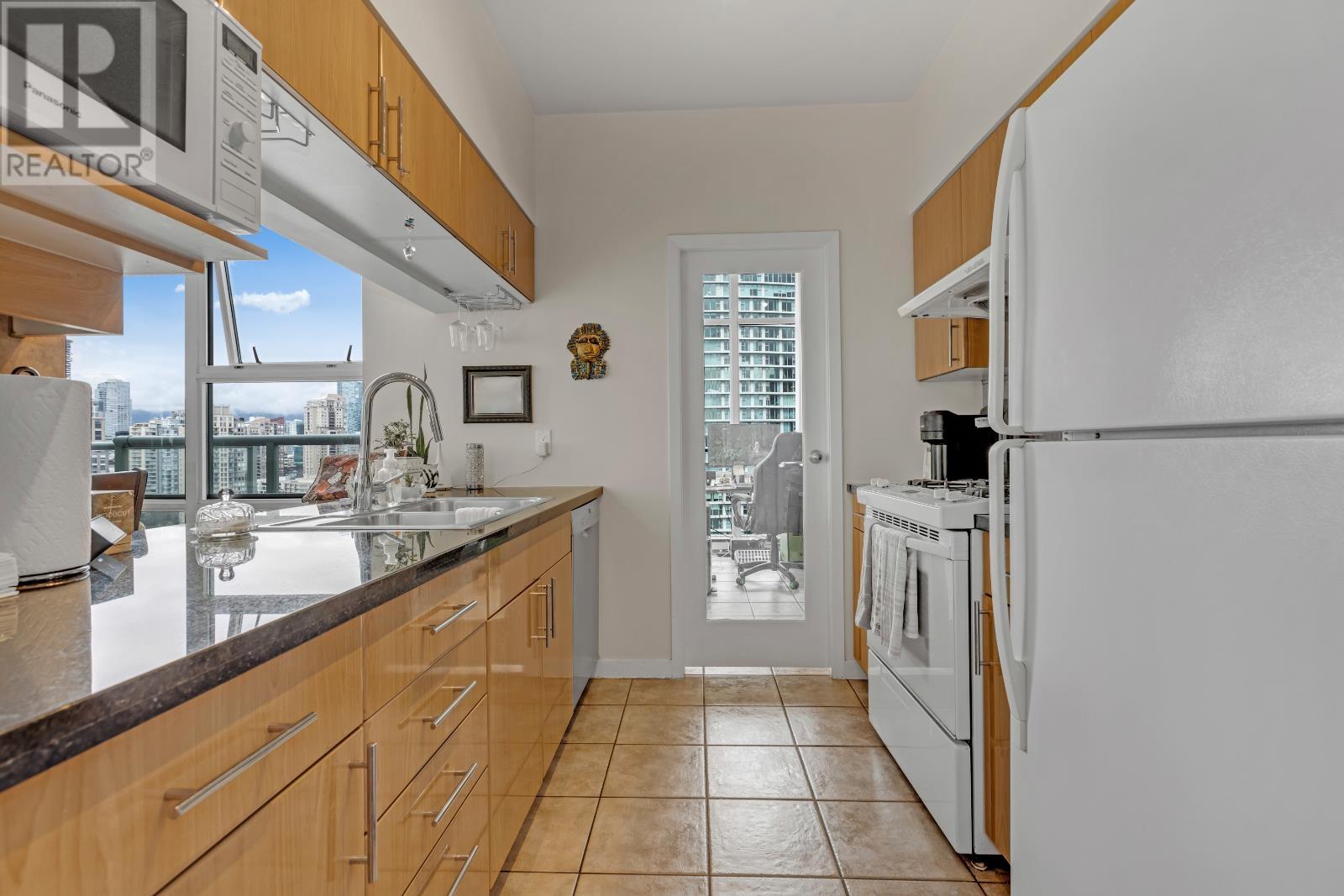 2503 1077 Marinaside Crescent, Vancouver, British Columbia  V6Z 2Z5 - Photo 13 - R2778593