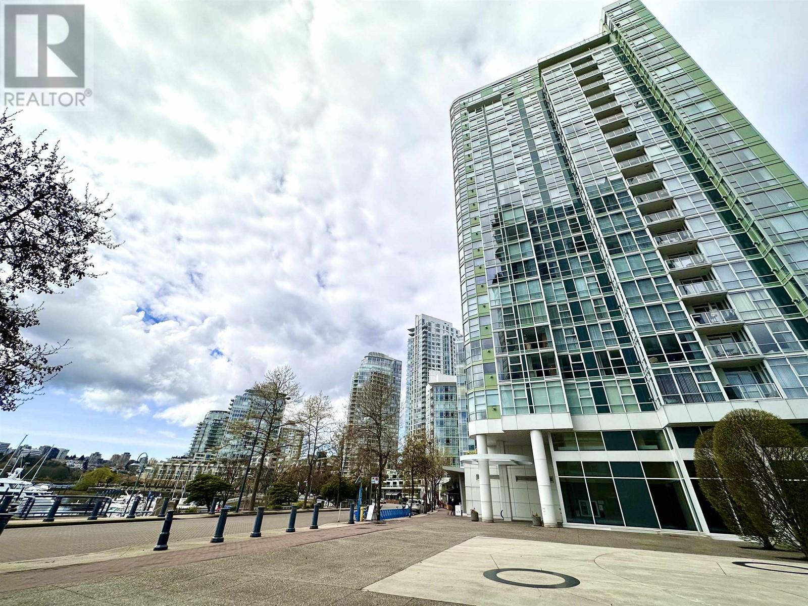 2503 1077 Marinaside Crescent, Vancouver, British Columbia  V6Z 2Z5 - Photo 1 - R2778593