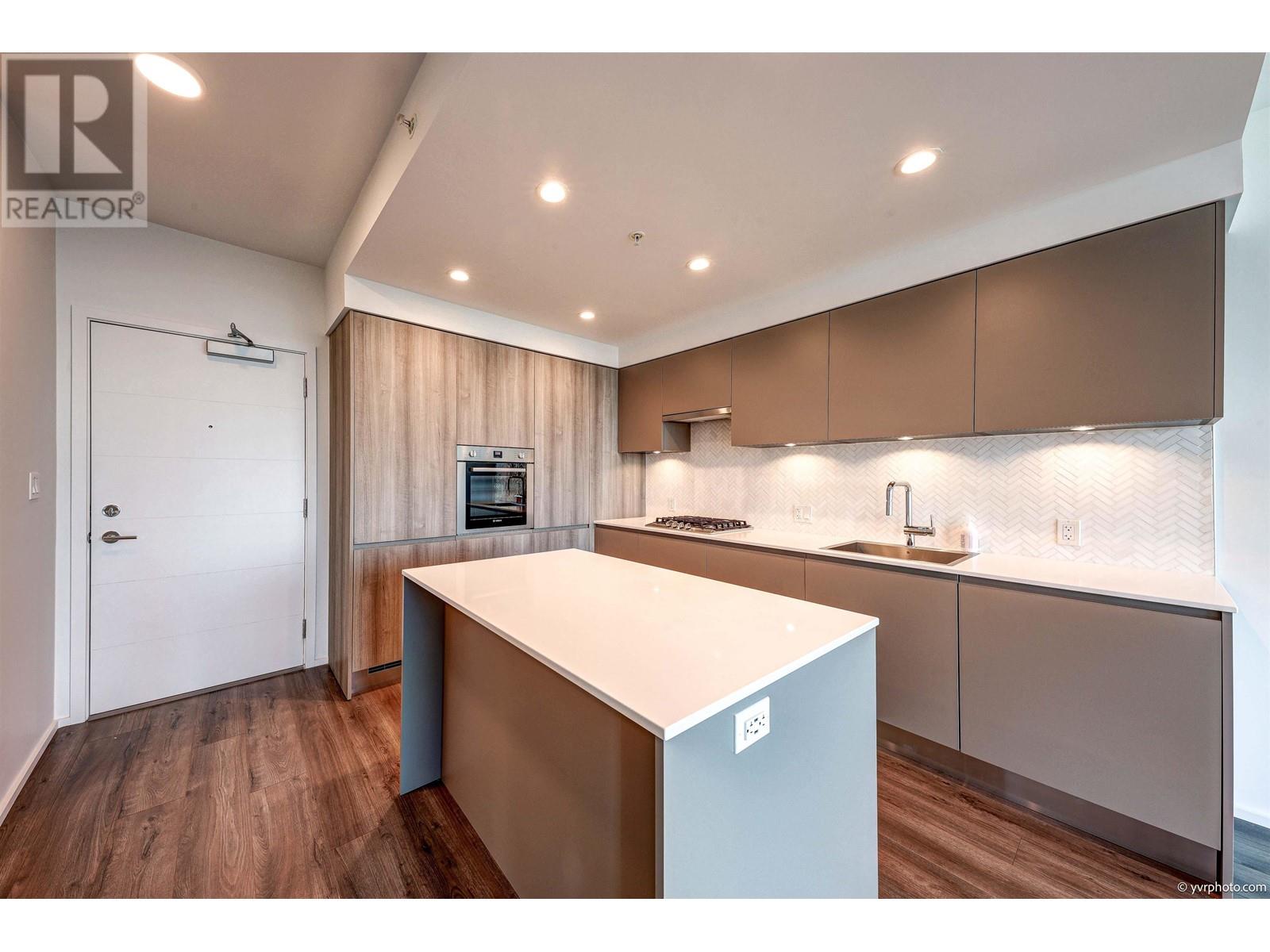 1908 3833 Evergreen Place, Burnaby, British Columbia  V3J 0H7 - Photo 4 - R2816219