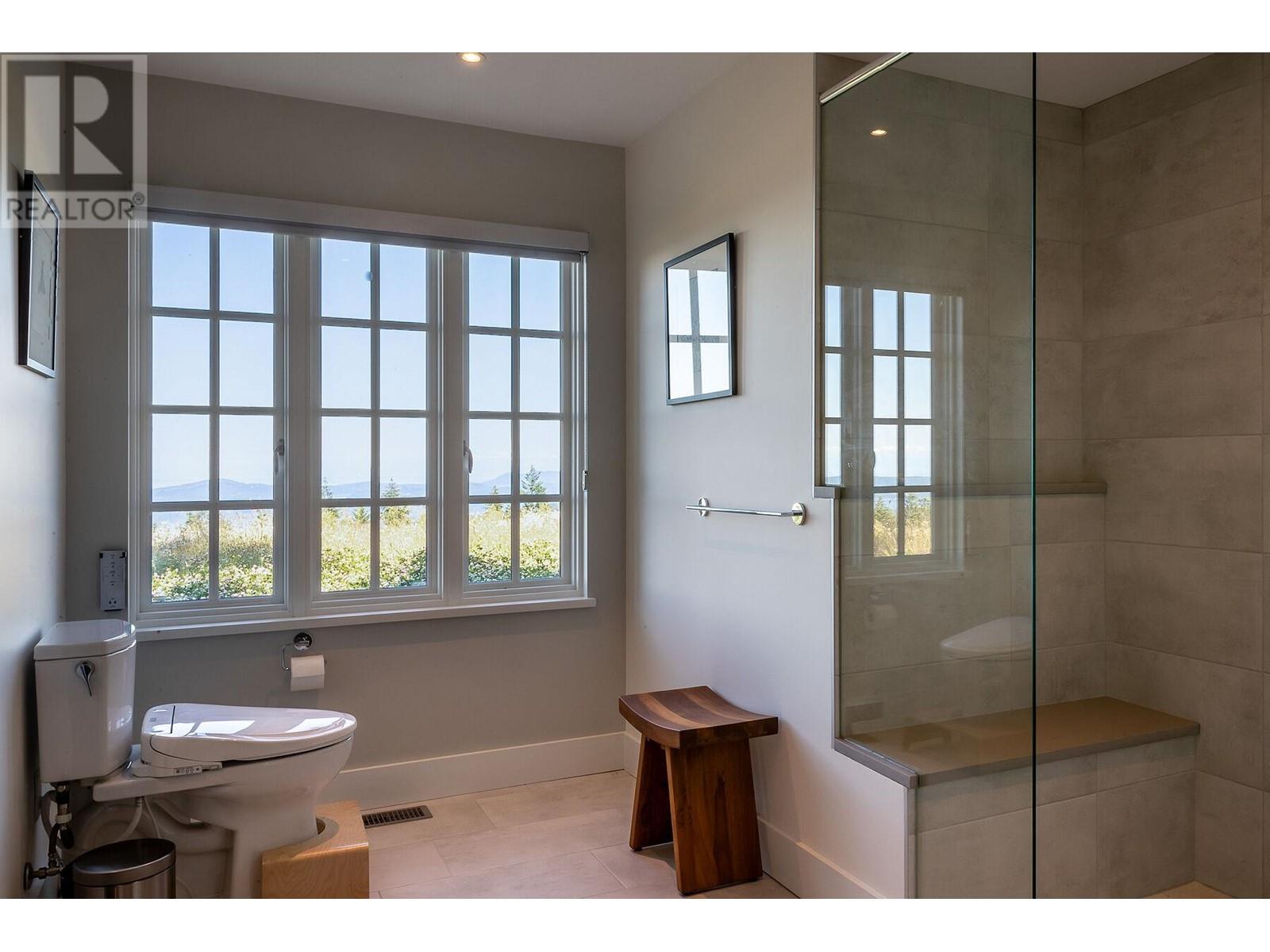 377 Seymour Heights, Salt Spring Island, British Columbia  V8K 2B6 - Photo 22 - R2816232