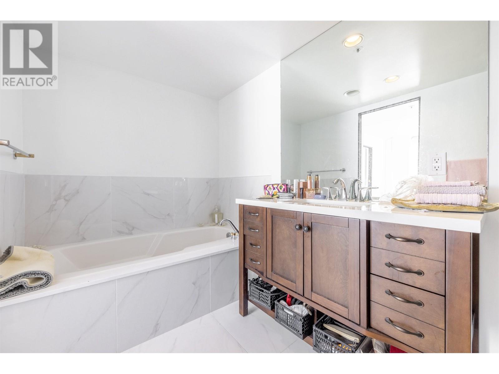 1003 1000 Beach Avenue, Vancouver, British Columbia  V6E 4M2 - Photo 17 - R2815873