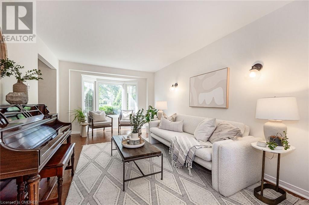 92 River Oaks Boulevard E, Oakville, Ontario  L6H 4C5 - Photo 7 - 40475891